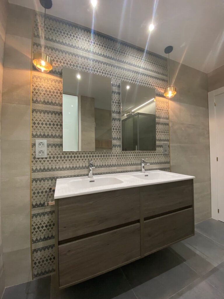 Detalles originales reforma de baño