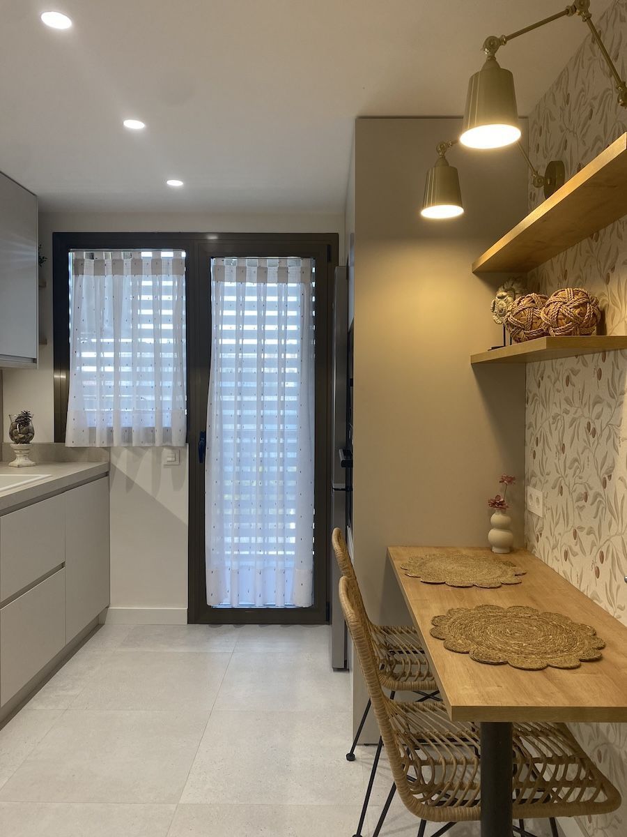 Reforma de cocina con office en Zaragoza